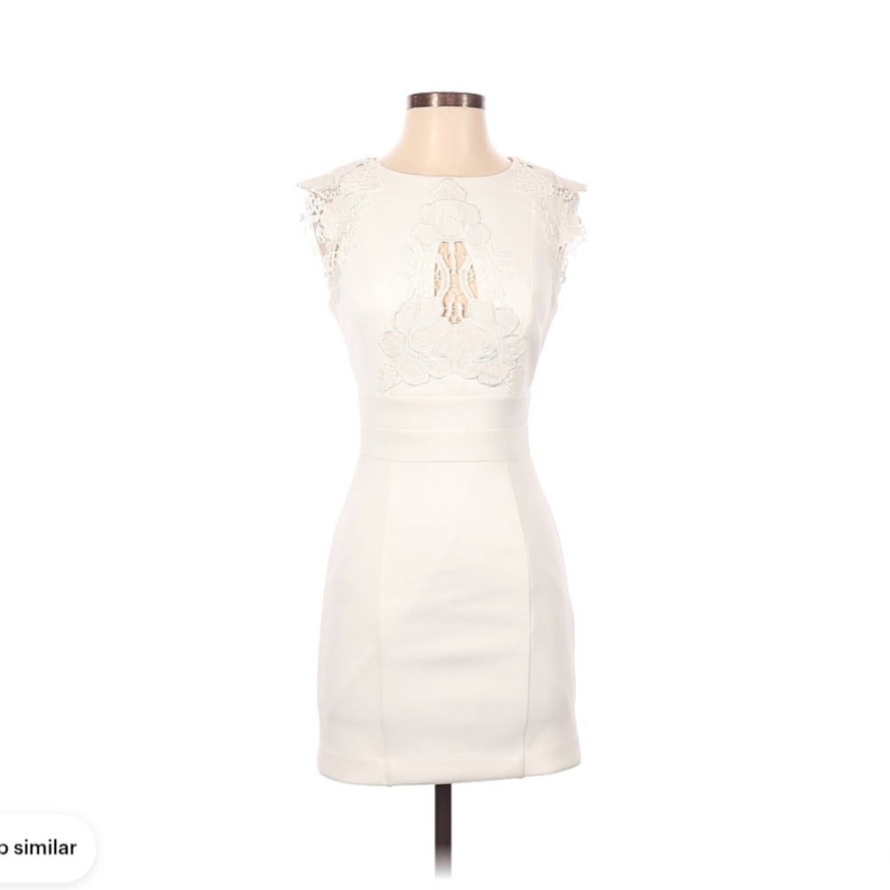 Elegant White Lace Dress